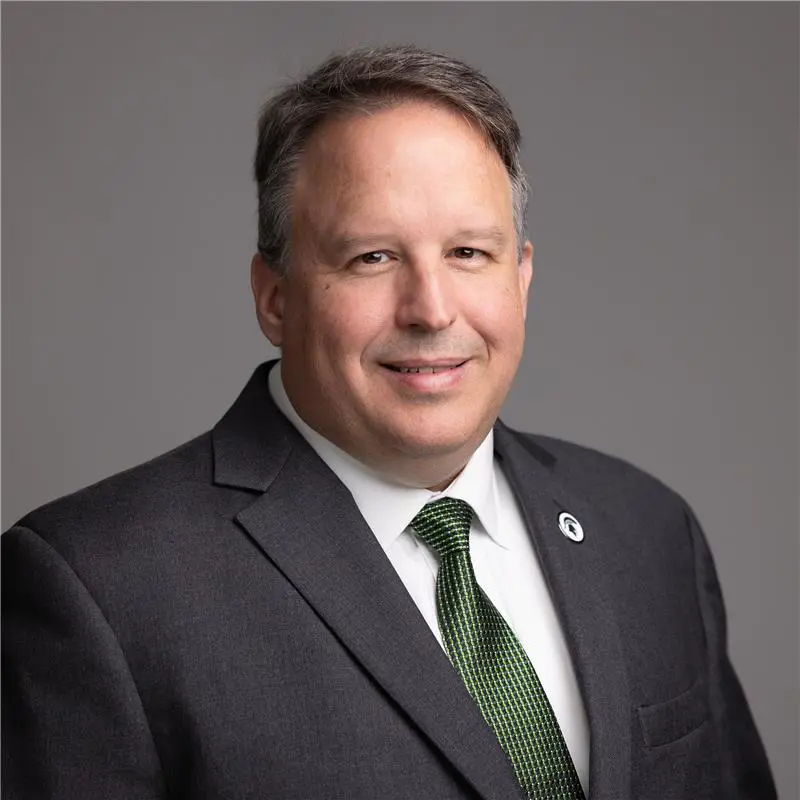 Headshot of Andy Weisskopf